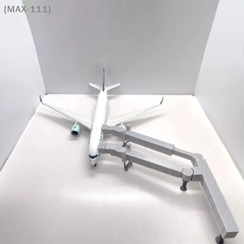 【MAX-111】1:400 Airport Equipment Orridor Bridge Scene Model Static Facilities Display Gifts Collection Toys Decoration【W1】