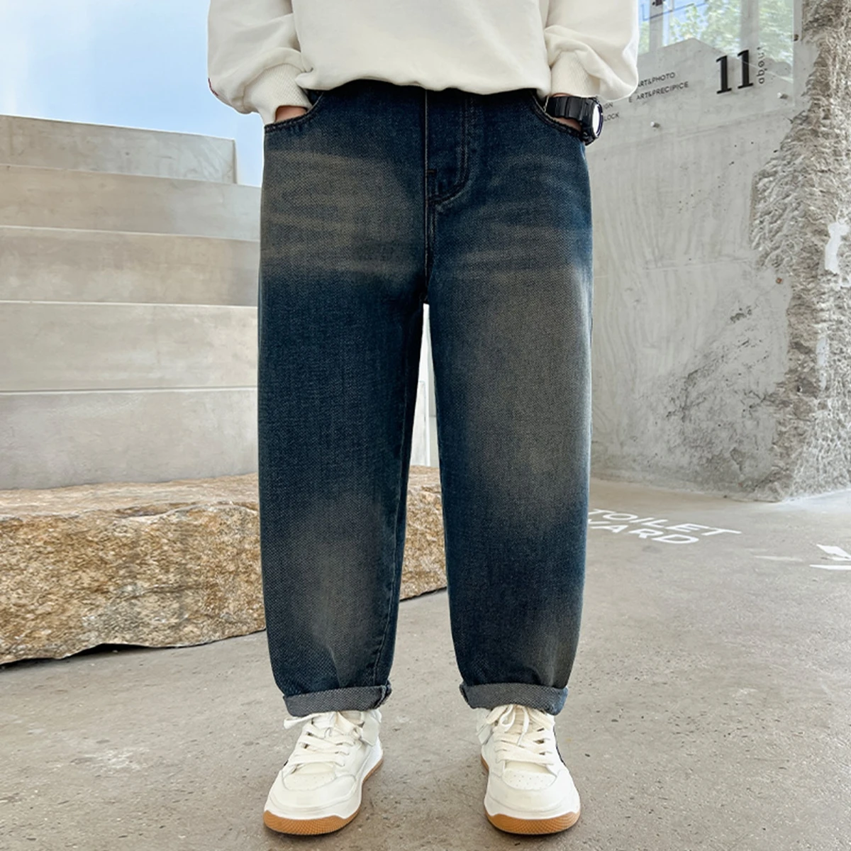 Trendy Boys Loose Fit Denim Jeans Casual Ripped Kids Teen Long Trousers Korean Style Cotton Blend for Autumn Spring
