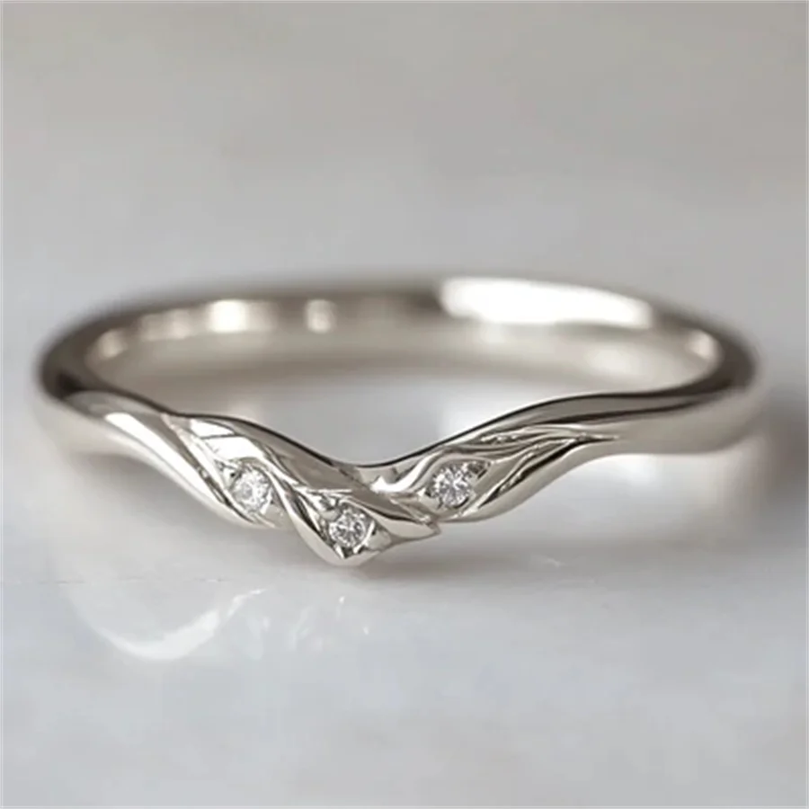 Dazzling Inlaid White CZ Women's Ring Trendy Silvery Color Hand Carving Daily Wear Party Jewelry Anniversary Gift