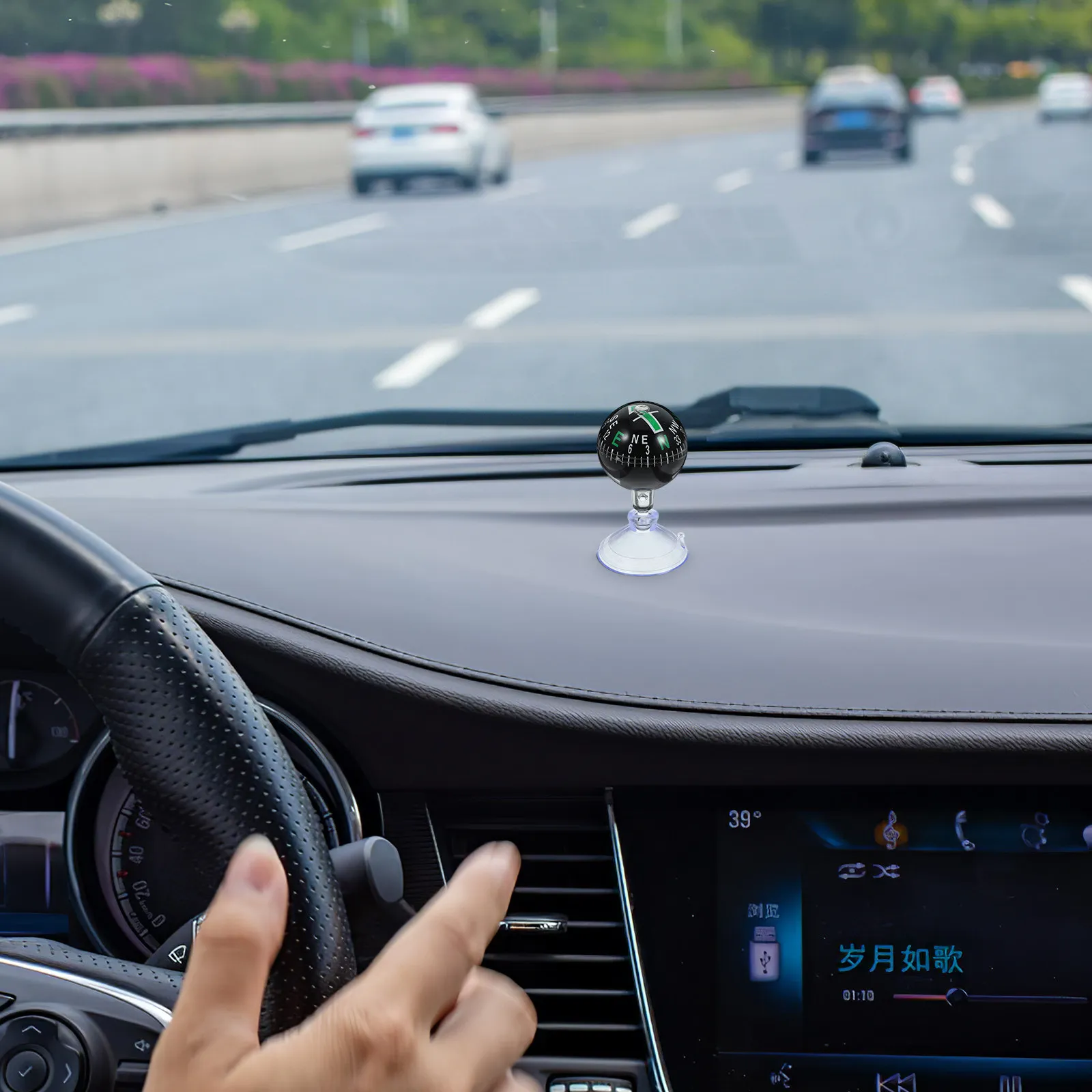 

Spherical Car Compass Ball with Strong Suction Cup for Dash Mount Windshield Portable Precision Automotive Compass Navigation