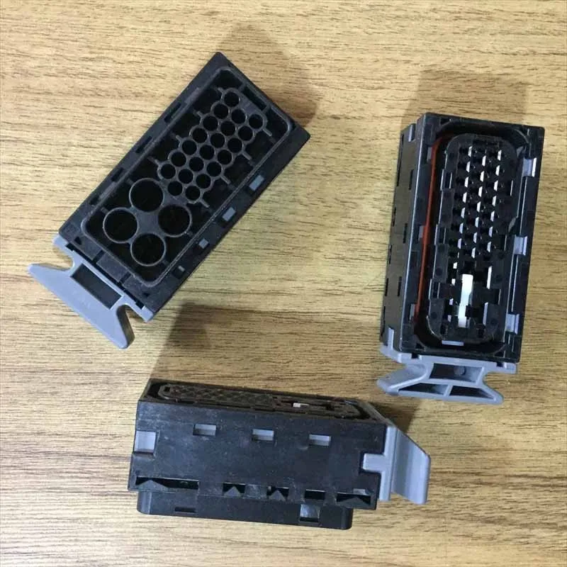 

5pcs/lot 368482-1 5569564-1 5-747917-2 776273-1 776434-1 AHDPBS-0406-002 AT04-08PA-PM06