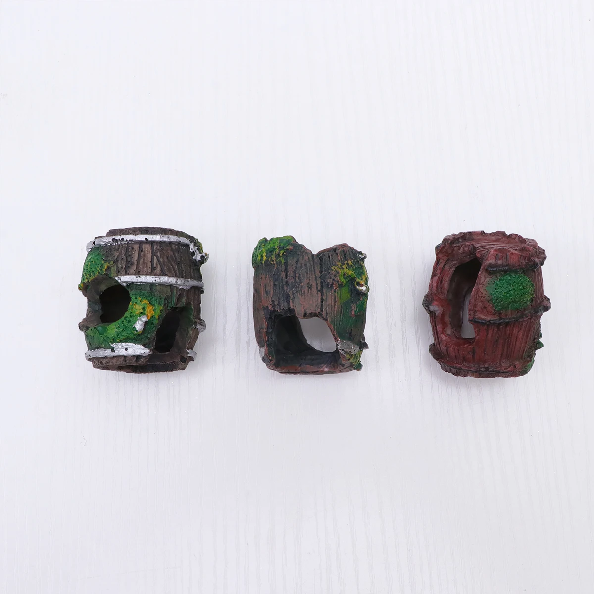 

3pcs Mini Barrel Decoration Aquarium Ornament Resin Craft Lifelike Natural Fish Tank Decor Safe for Fresh Salt Water