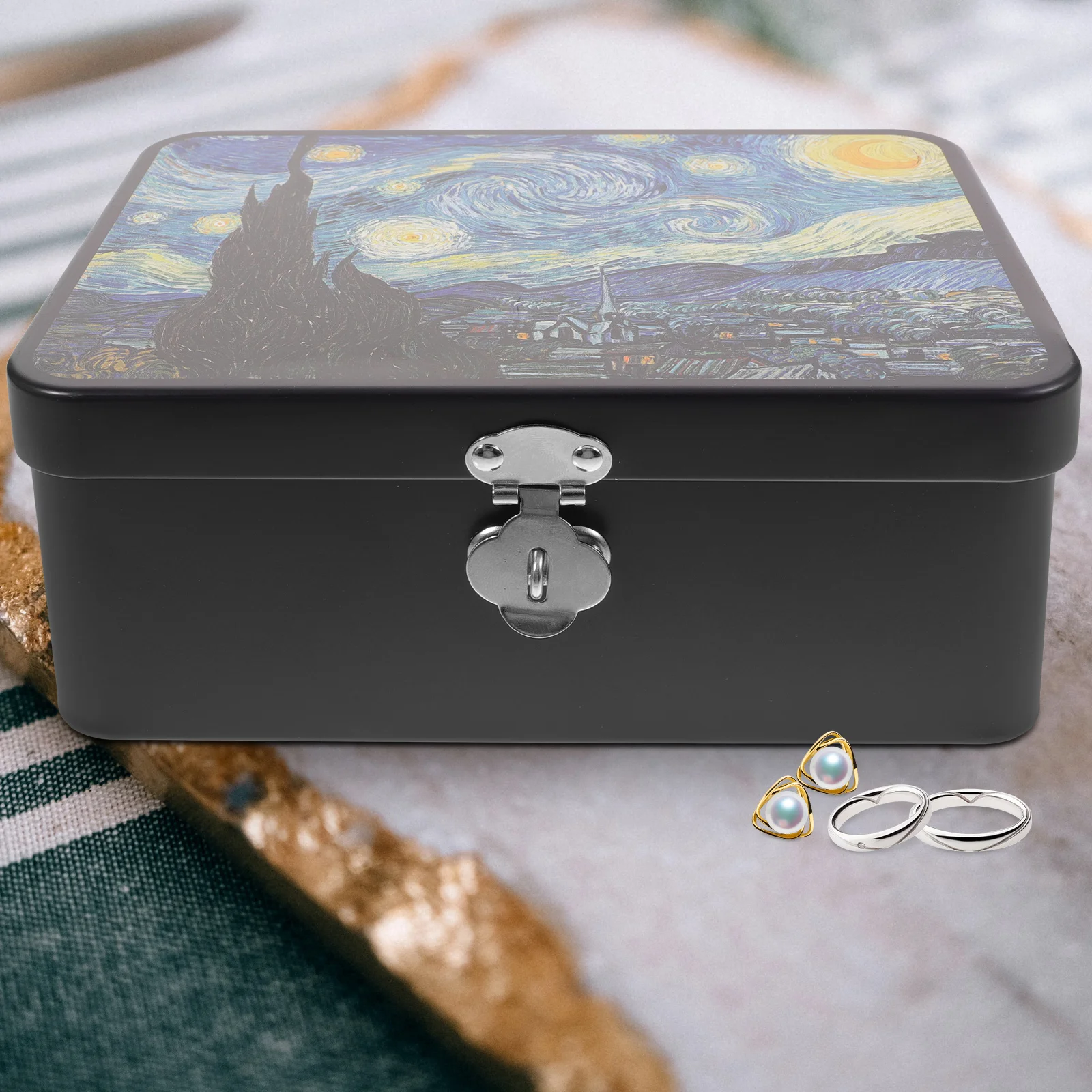 

Small Tinplate Box Portable Lockable Storage Container Wedding Souvenir Tins Gifts Families Decorative Storage Boxes with Lids