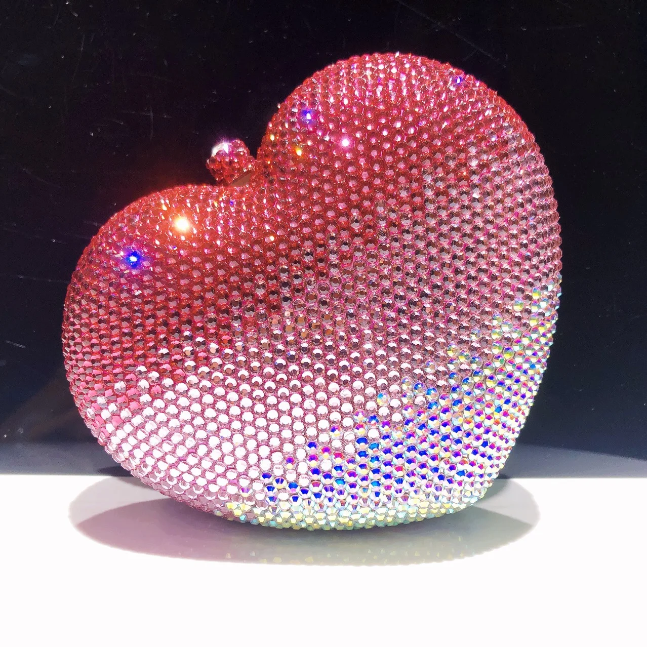 Women Heart Shape Crystal Clutch Purse Stones Evening Bags Wedding Party Shoulder Bag Rhinestone Clutches Bags Handbag and Purse