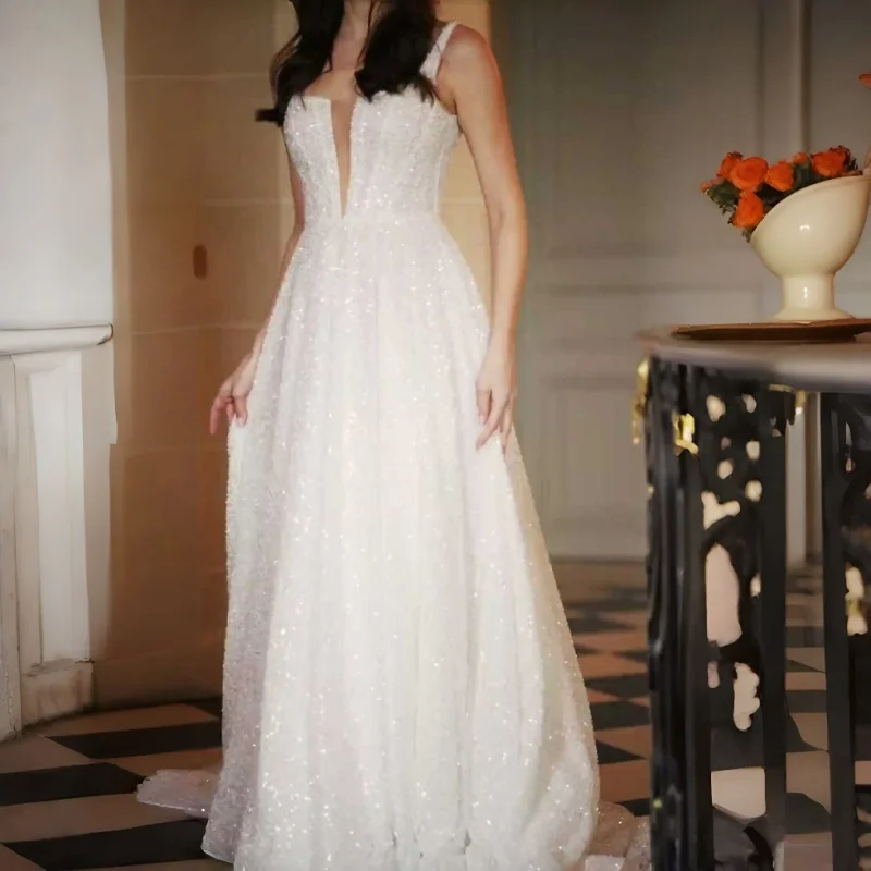 Modern Sequin A-Line Wedding Dress Plunge Sweetheart Neckline Sleeveless Bridal Gown Chapel Train Evening dress Customizable
