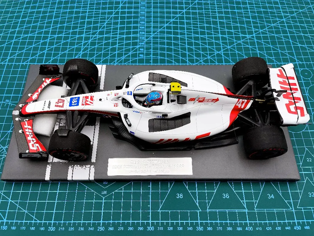 

Minichamps 1:18 F1 VF22 Mick Schumacher Britain 2022 Simulation Limited Edition Resin Metal Static Car Model Toy Gift