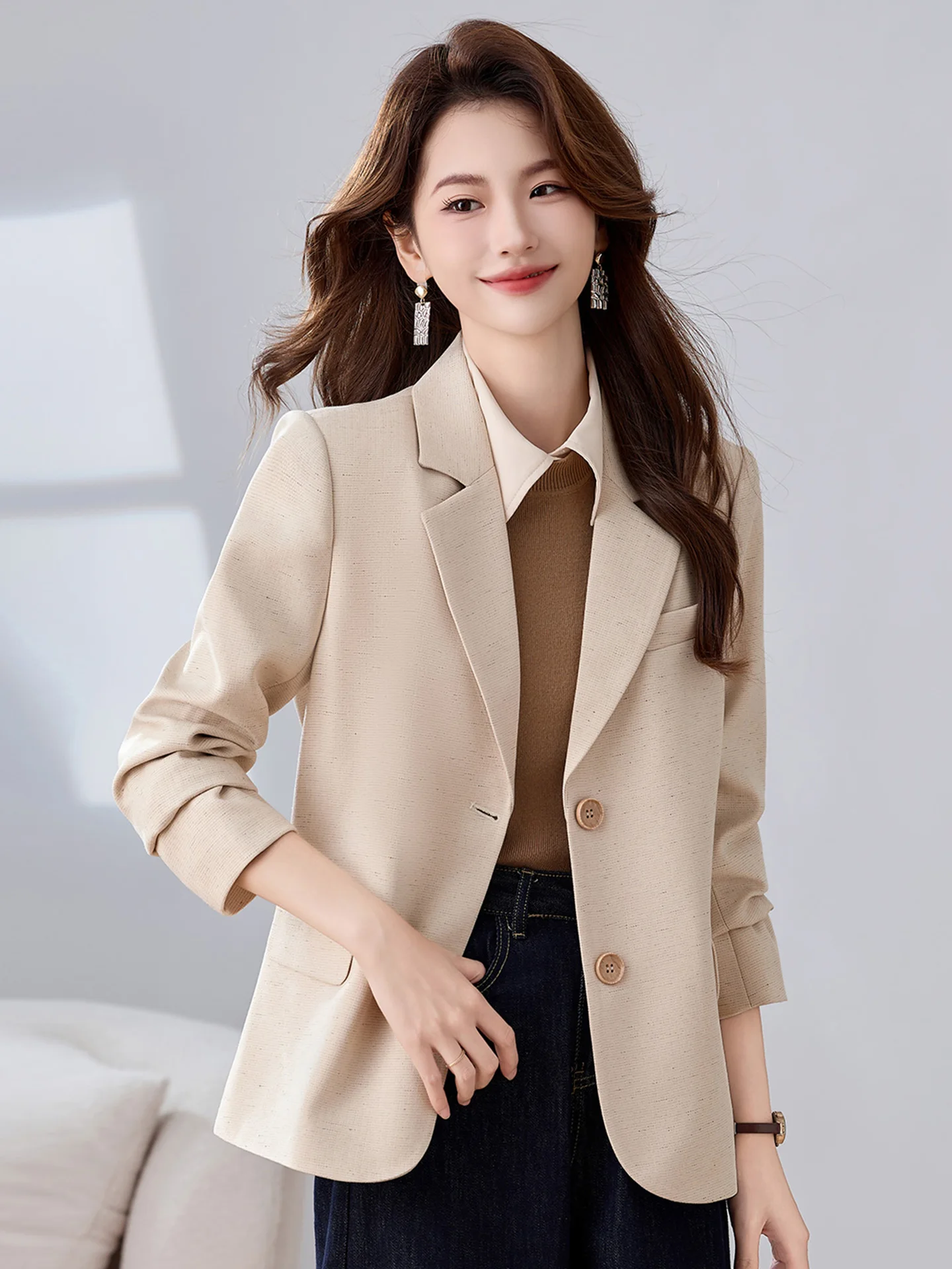 

Женский костюмный пиджак Ele 2025: Новинка, весенне-осенний, деловой, премиум-класса, модный, в западном стиле, укороченный топ