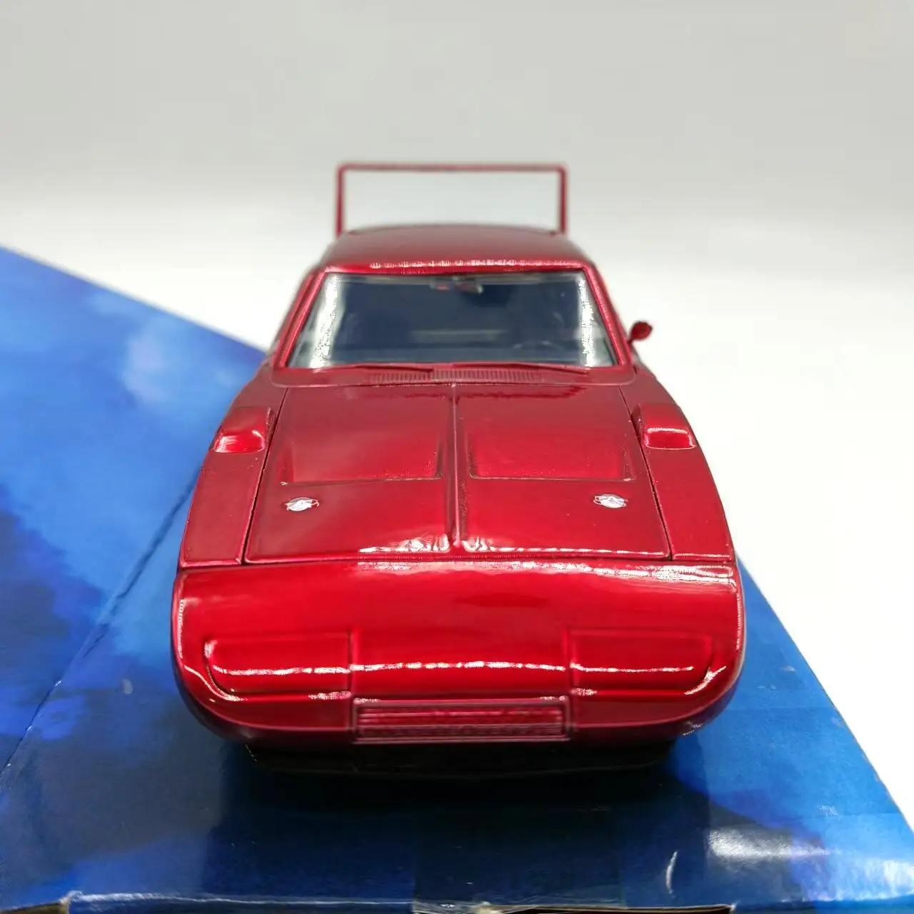 Odlewany model samochodu Jada Dodge w skali 1:24, rzadki, ze stopu, kolekcjonerski, zabawka, prezent, pamiątka, ozdoba do ekspozycji.