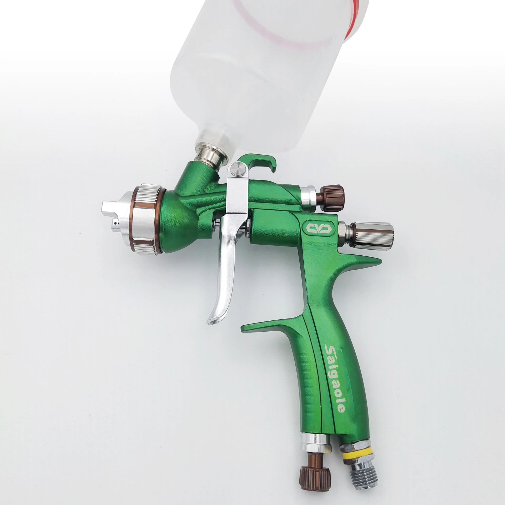 New Saigaole UVU Spray Gun Auto Topcoat High Atomization Paint Sheet Metal High End Spray Gun Nozzle 1.3mm Cup Capacity 600ml