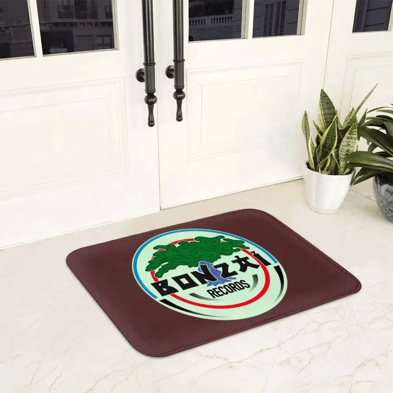 MINISO ديزني بونزاي سجلات سجادة باب غرفة المعيشة غرفة نوم حمام المطبخ مدخل سجادة أرضيات المنزل مسند القدم المضادة للانزلاق البساط ديكور