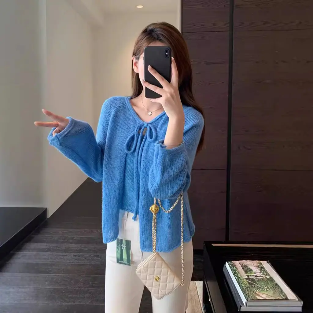 

Women's Sweet Gentle Ribbon Soft Waxy Two-Piece Knitted Cardigan Slimming Cardigan Autumn Winter New F091204