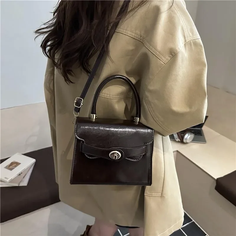 Retro textured small square shoulder bag for women contrasting color splicing trendy messenger bag autumn 2025 portable - view 3