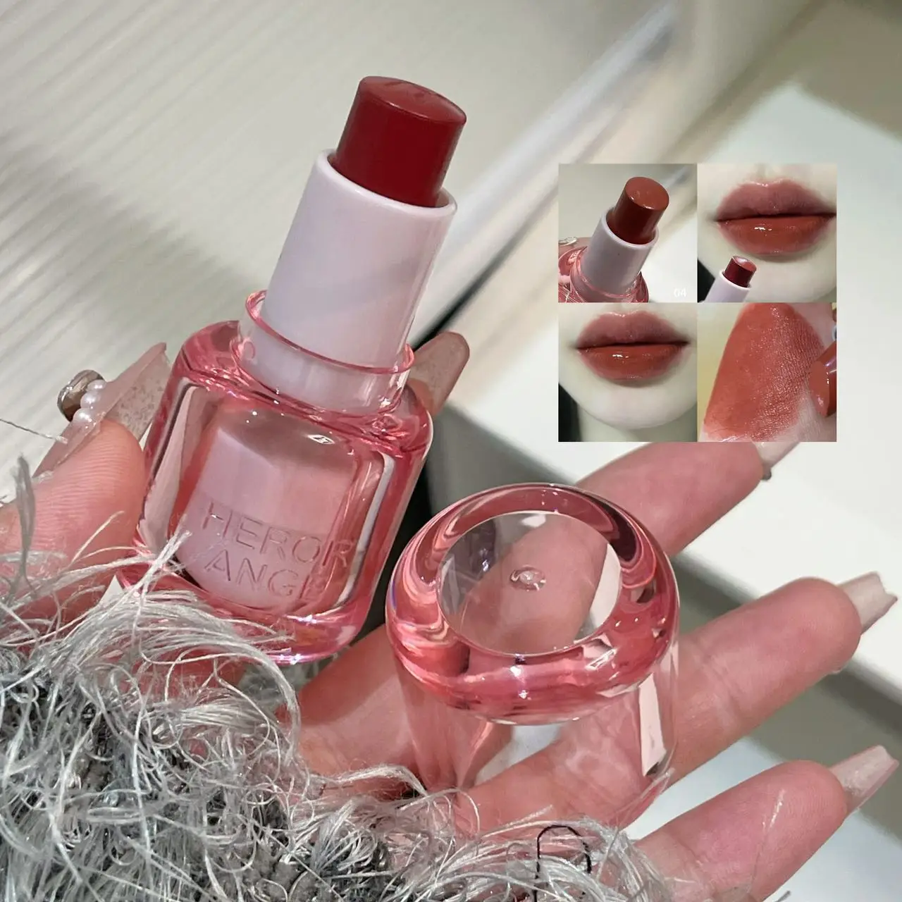 HERORANGE Sparkling Mirror Water Light Lipstick Clear, Natural, Whitening, Moisturizing and Durable Suitable for Beginners