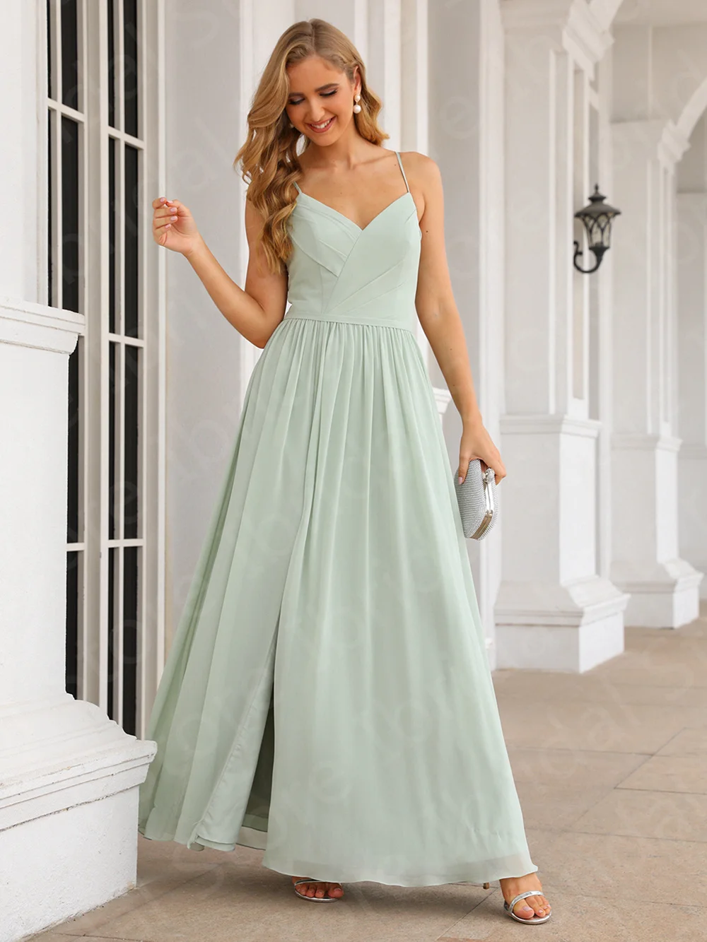 Charming Hot Sale Mint Bridesmaid Dresses Long Maid of Honor Gowns Sweetheart with Straps Wedding Party  Side Slit Back Out