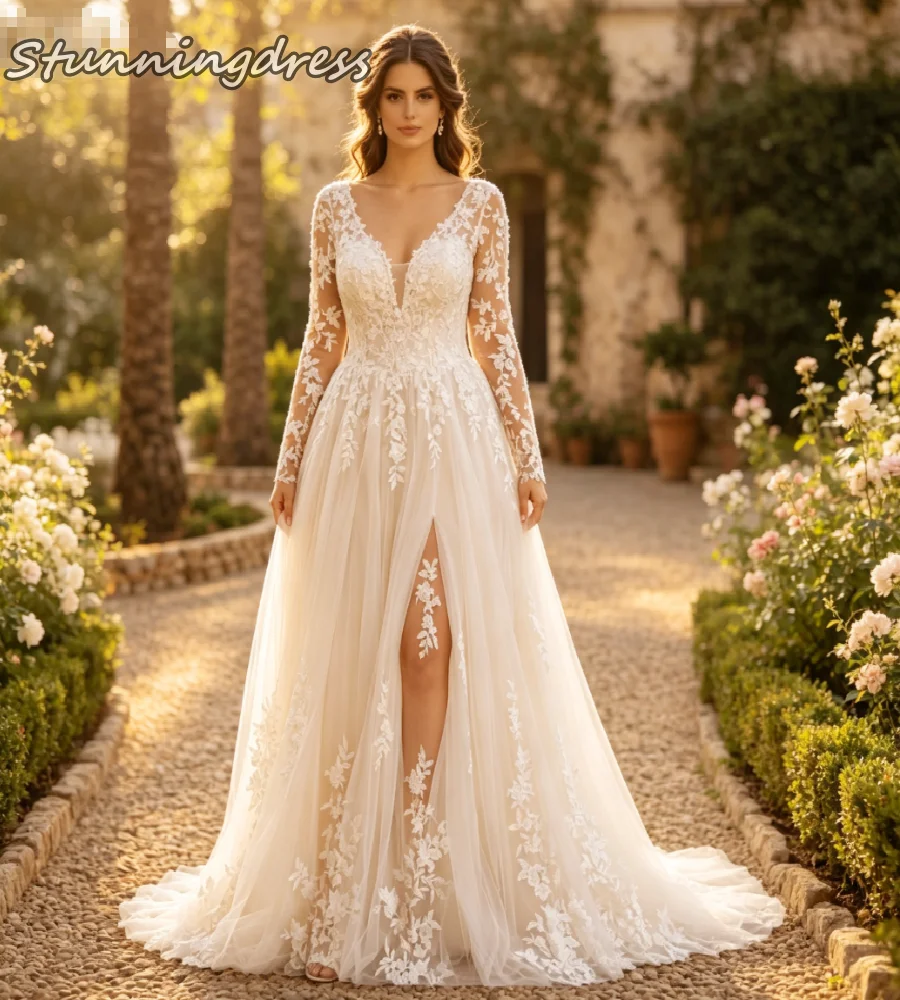 Elegant Light Champagne Bohemian Wedding Dress Plus Size Long Sleeve Lace Rustic Country Bridal Gowns Curvy Boho Forest Mariage
