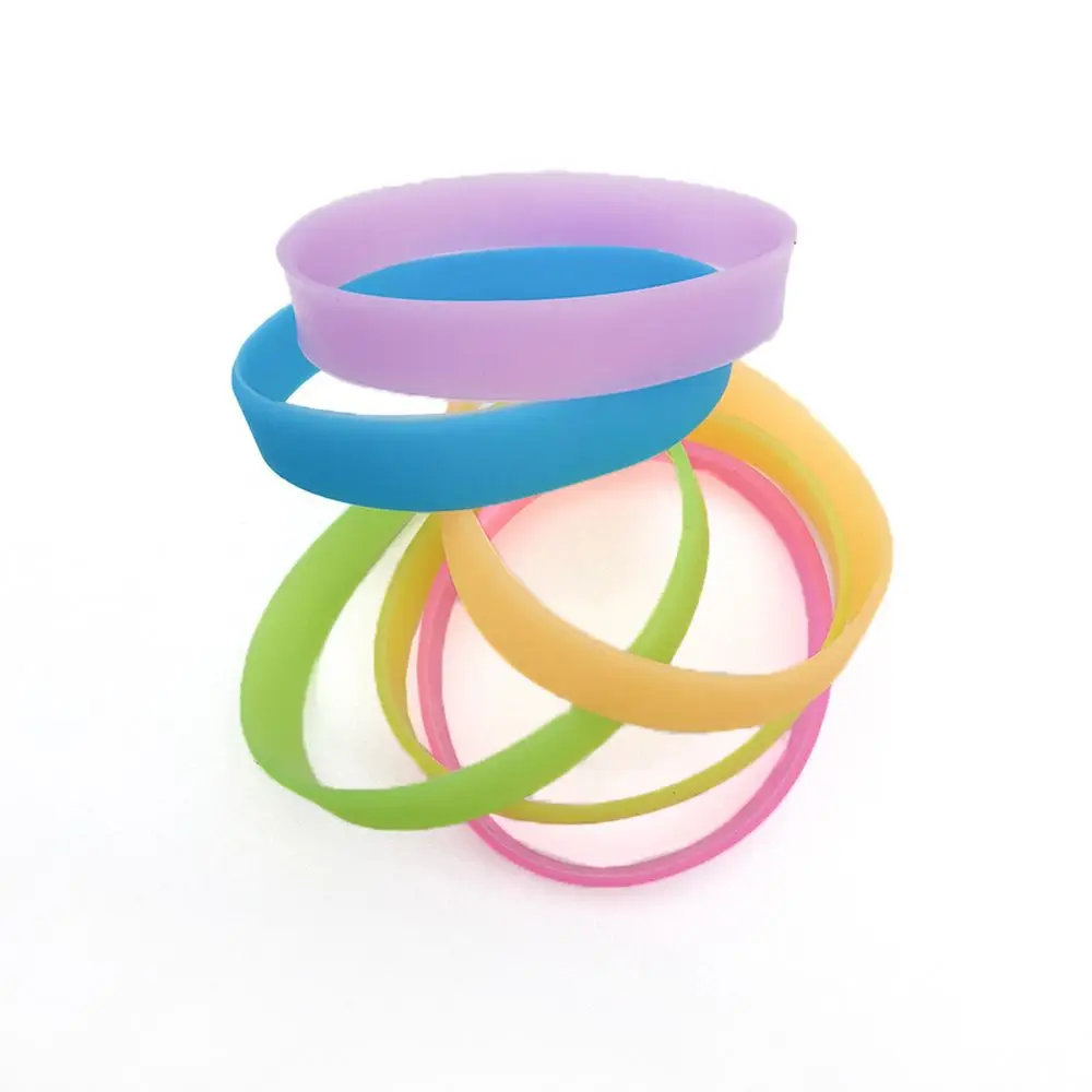

Cuff Bangle Bangle Accessories Hand Bands Sports Wristbands Fitness Wristband Luminous Rubber Bracelets Silicone Sweat Band