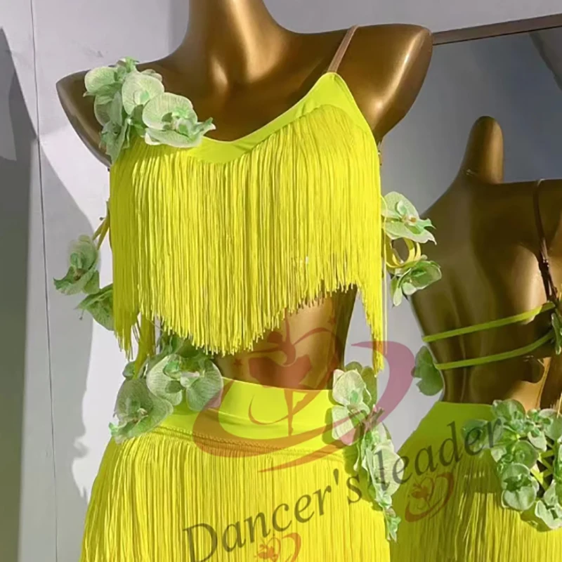 

Latin Dance Professional Dress High-end Custom Two-segment Full Tassel Chacha Tango Women's Standard Stage Professional Clothing
