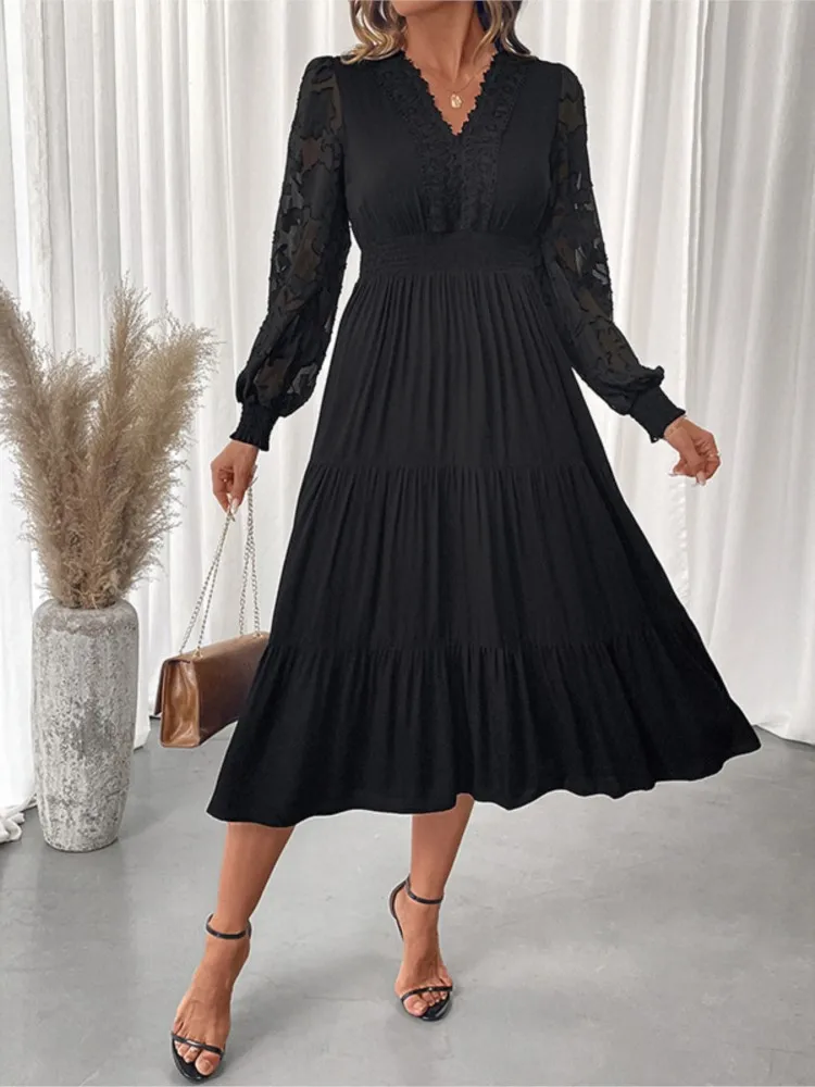 

Sweet And Elegant V-neck Waist Lace Long-sleeved Solid Color Dress Women's Autumn Lantern Sleeve High-waisted Casual Long Skirt