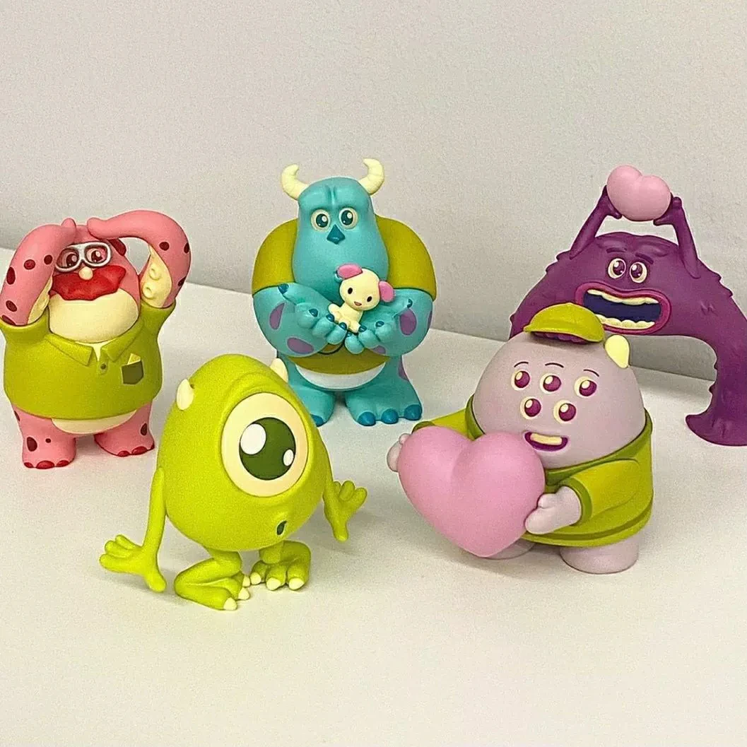 Monsters University Figures James P. Sullivan Mike Wazowski Halloween Decoration Don Carlton Pvc Model Xmas Gift for Kid