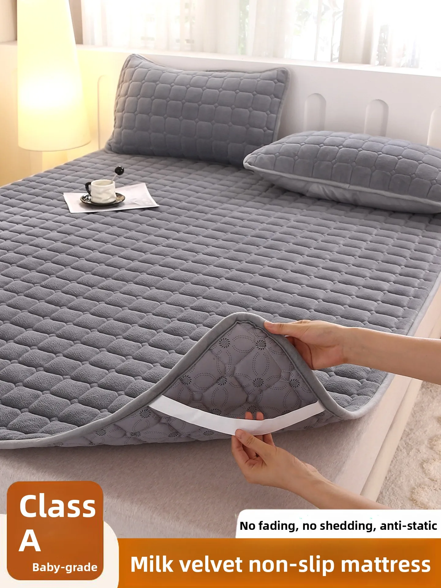 Warm Anti-Slip Milk Velvet Mattress Pad Machine Washable Soft Padded Quilt for Students Dormitory Single Bed Home Use Winter