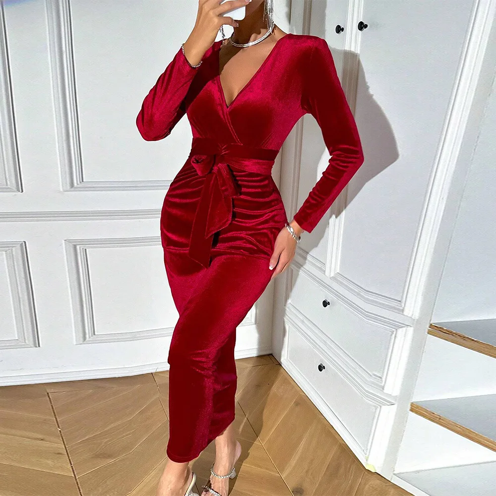 

2025 Red Dress Autumn and Winter V-neck Elegant Dress Velvet Mid-length Dress
