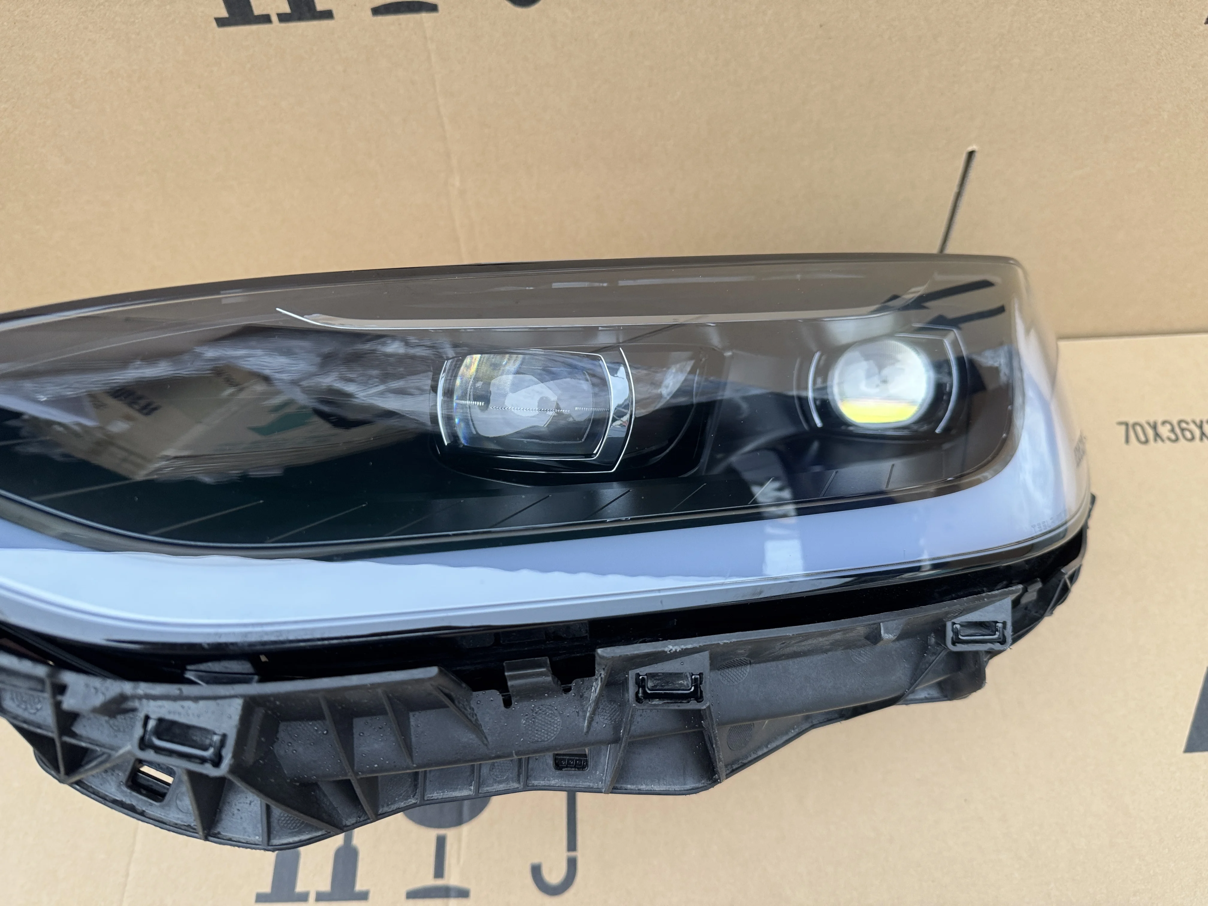 Fit For Tesla Model X Headlight 2023-2025 Model X Matrix LED Headlight Tesla Cars Accessories For Replacement Plug And Play