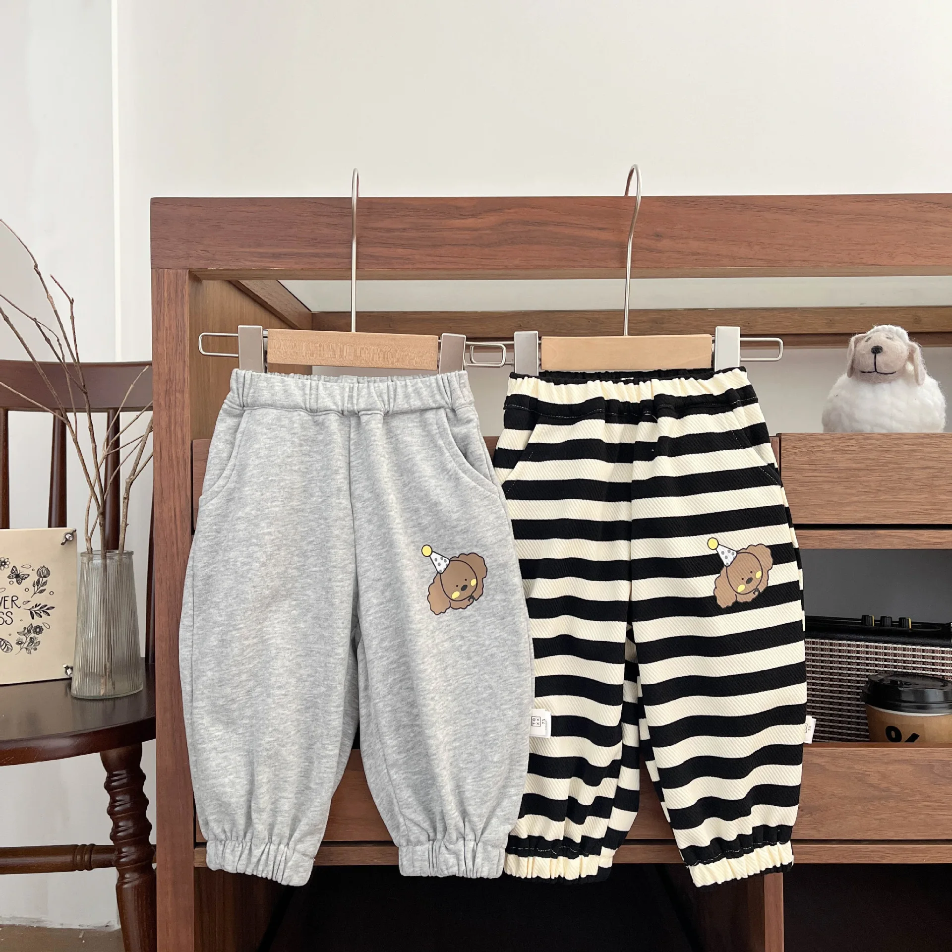 

2025 Autumn New Baby Casual Pants Infant Loose Trouser Fashion Boys Sweatpants Kids Versatile Striped Sports Pants Girls Clothes