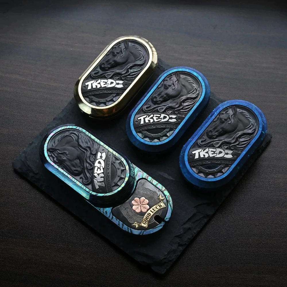 TKEDC 6th Generation Trendy Horse Year Limited Edition Metal Rhythmic Dingding Fingertip Push Card Decompression Toy