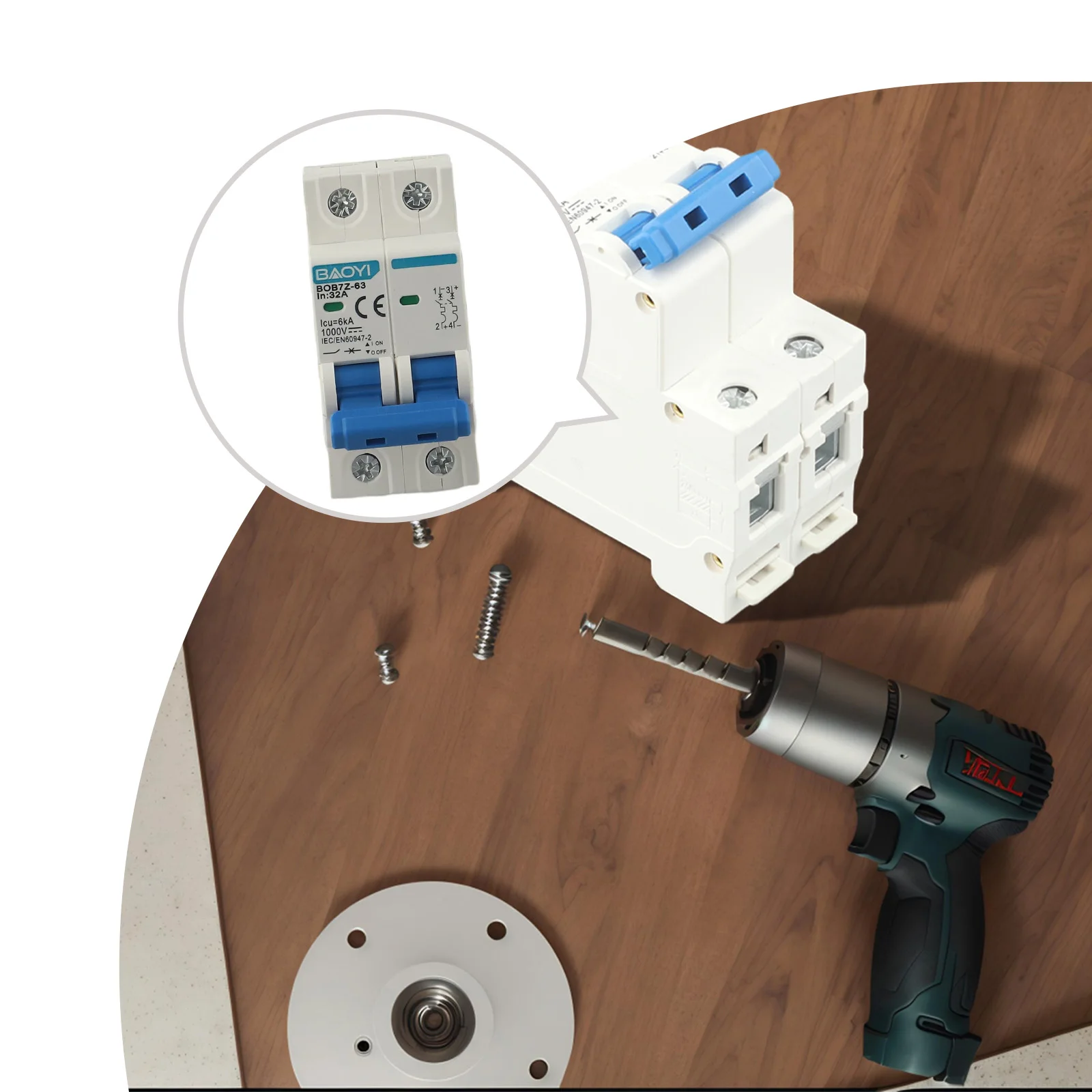 サーキットブレーカーの商業用途および制御用途　内部回路の効率的な保護のためのサーキットブレーカー