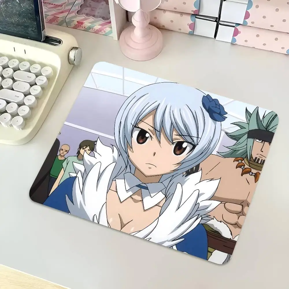 Yukino Agria Fairy Tail Mousepad Small LockEdge Mouse Pad For Gamers Computer Desk Pad Rectangular Anti-slip Rubber