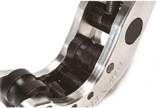 4992RED - Close Quarters Tubing Cutter 1/4" - 2-3/8", Limited Red Edition