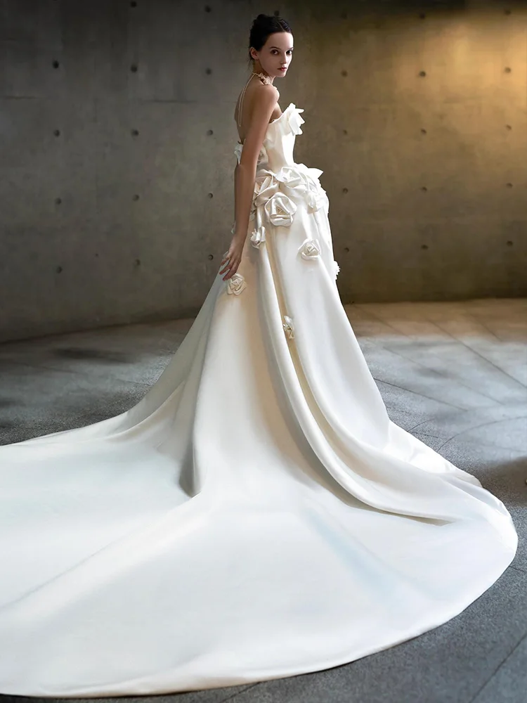 French Satin Tube Top Advanced Texture Trip Shoot Light Niche Wedding Dress Bride Small 2025 New Evening Women