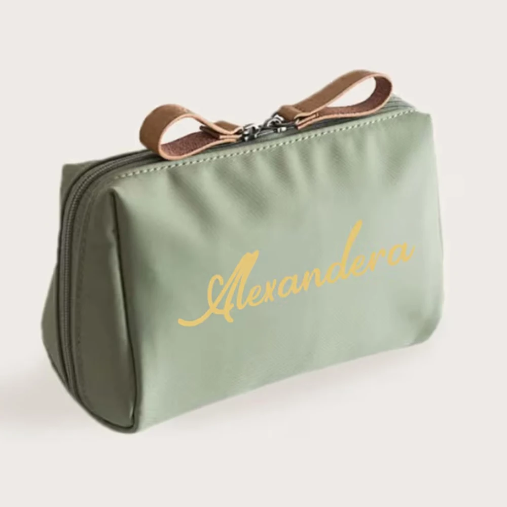 Personalized Wedding Travel Makeup Bag Multifunctional Women Cosmetic Bag for Makeup Bridal Shower Decoration Monogram Pouches