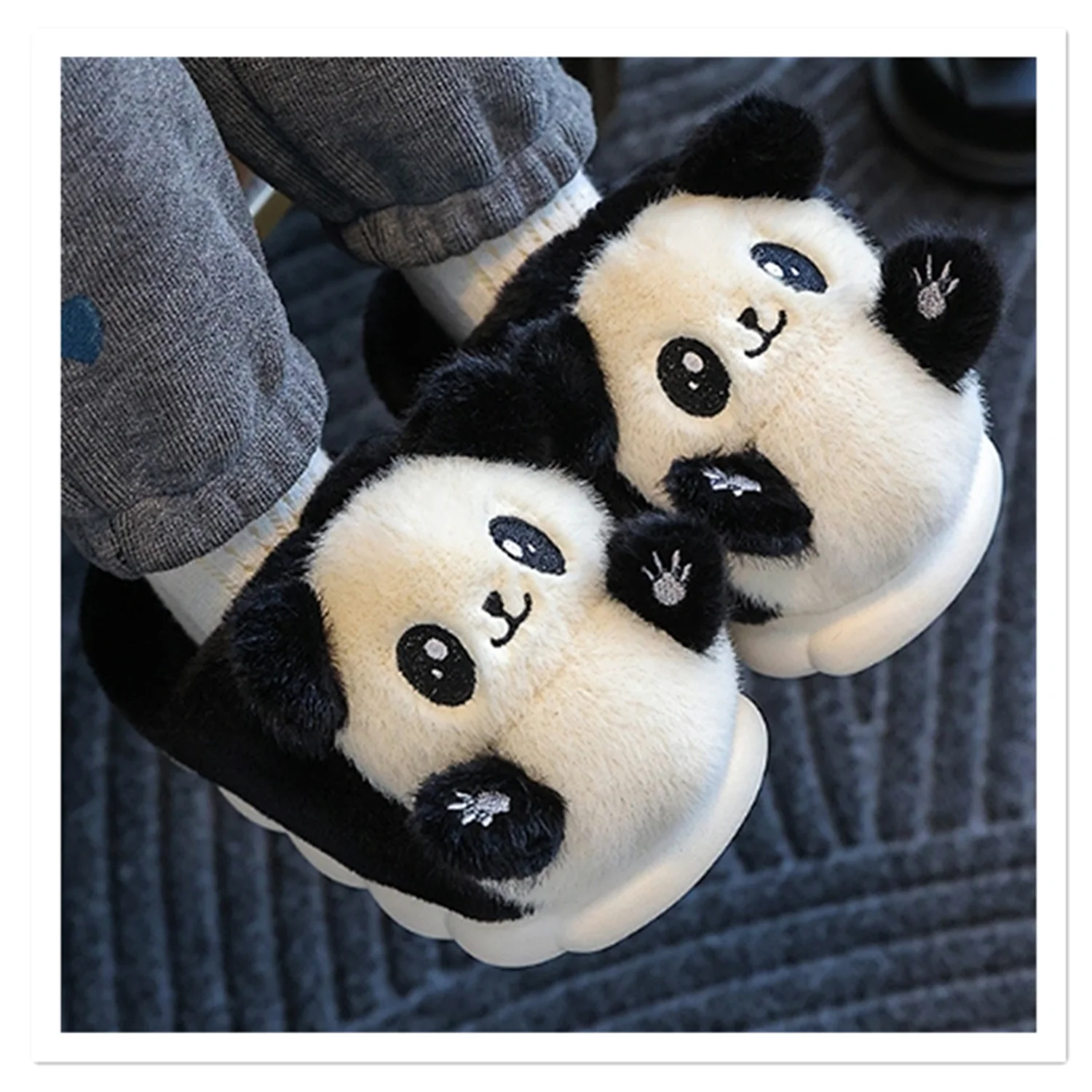 

Children's cotton slippers Winter boys' indoor home cute plush panda boys and girls' parent-child baby wrapped cotton shoes