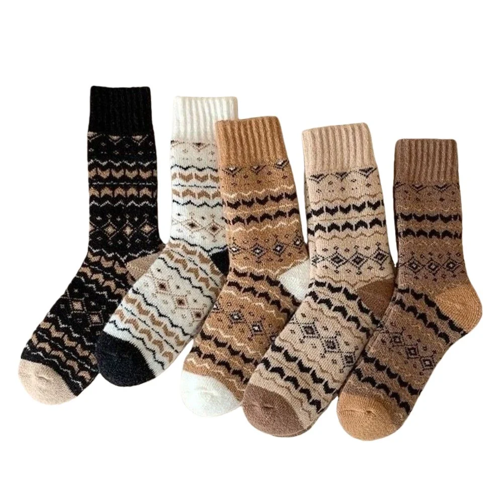 

2 Pairs New Thickened Winter Socks Thermal Breathable Wool Mid-Calf Socks Retro Style Women‘s Socks for Snow Boots