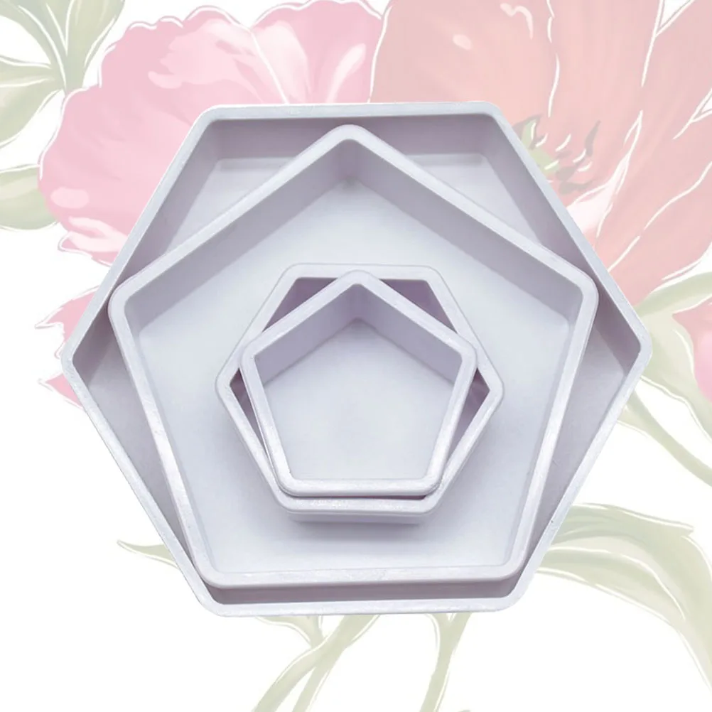 

4pcs Football Cake Molds Soccer Fondant Cutters Hexagon Shape Cookie Dough Craft Clay Baking Tools 4 Sizes Non-Toxic