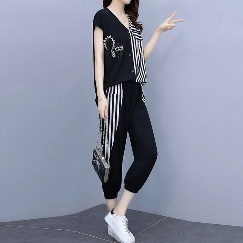 Casual Fashion Striped Short Sets Summer 2023 New V-Neck Short Sleeve Shirt Elastic Waist Ankle-Length Pants Loose Women\'s Sets