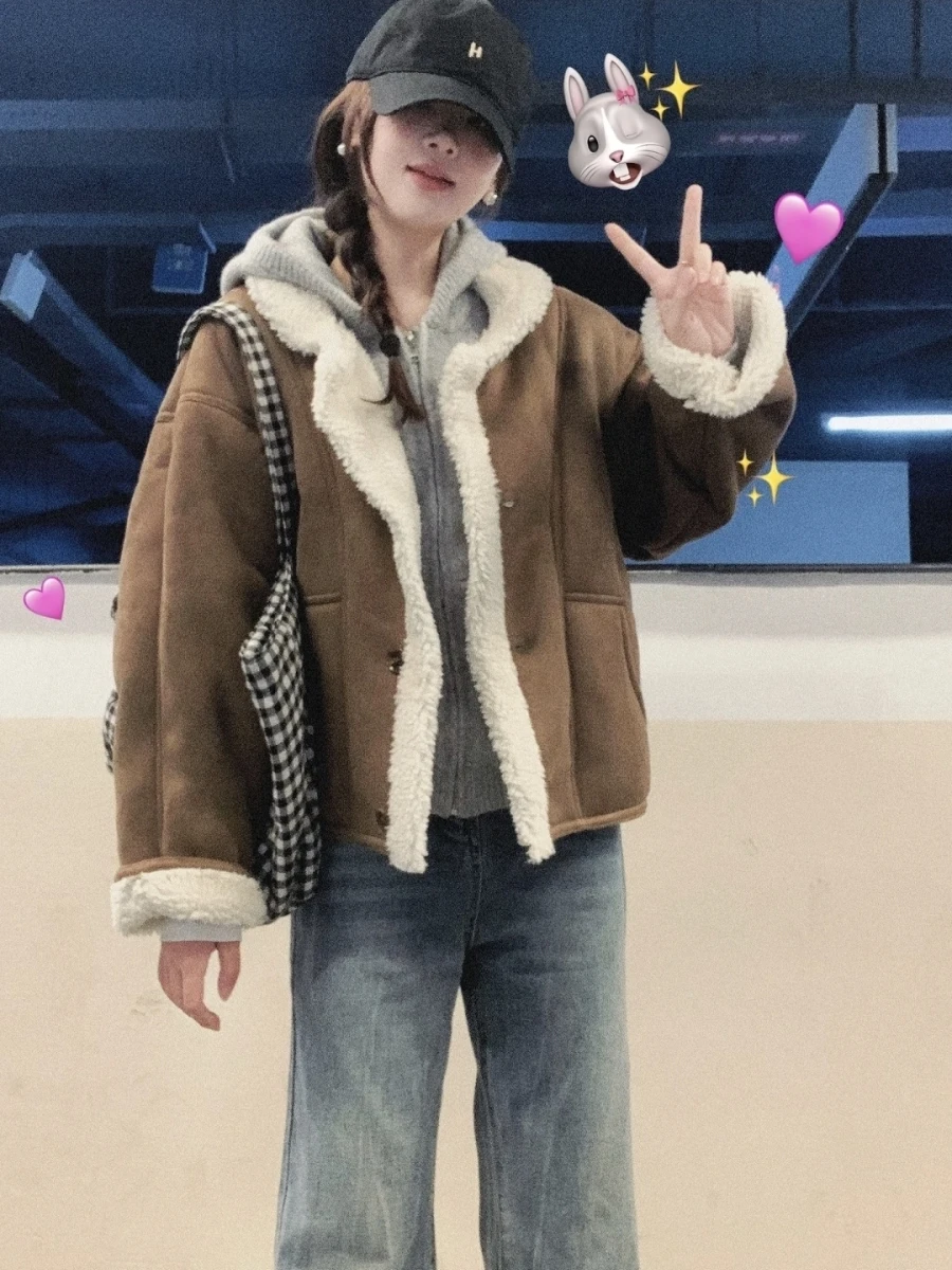 Jaqueta Retro de Pele de Cordeiro Thiened para Mulheres, Casaco de Algodão Solto e Quente para o Inverno, Com Fechamento de Botão e Exterior Fofo