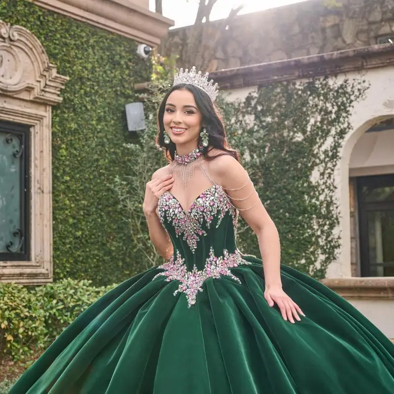 Рисунок 3 - Черновато-зеленый нейлон с v-образным