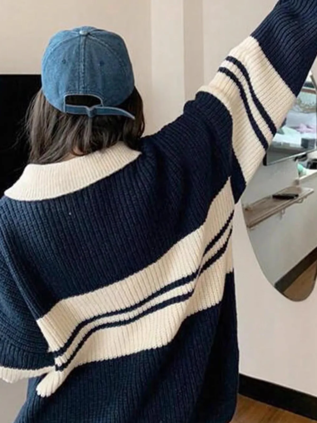 الكورية شيك أوائل الخريف الرجعية اللون بلو طوق سترة الدب التطريز فضفاض كسول Sle العلوي طويل Sve محبوك irt