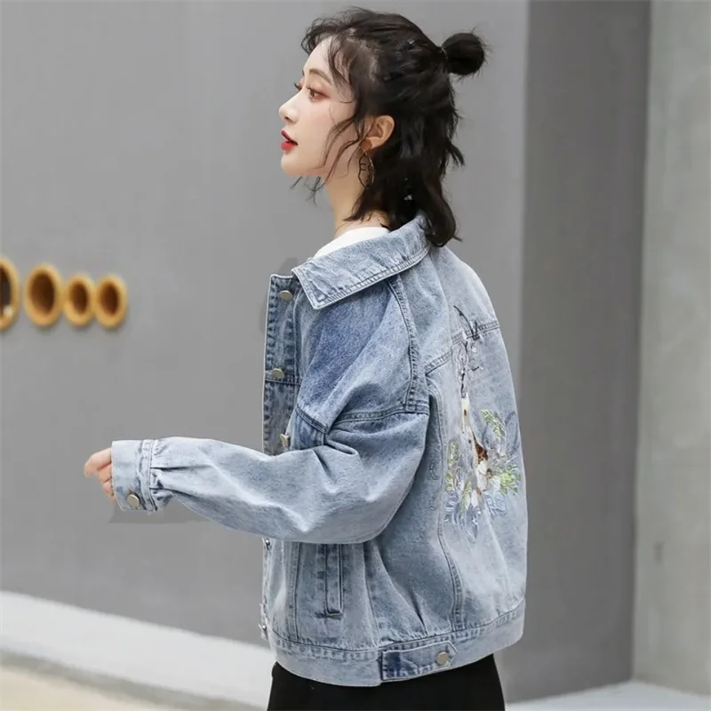 2025 New Denim Jacket Flower Embroidery Hole Design Jean Coat Causal Long Sleeve Women Outwear Short Fashion Top Clothes W1893