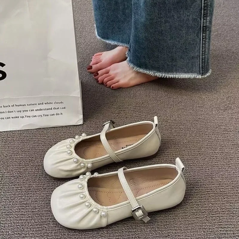 

Women's 2026 Latest Low-Cut Slip-On Flat Shoes Fashion Trendy Anti-Slip Casual Footwear