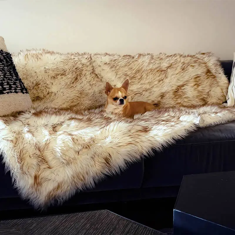 

Artificial Fur Premium Pet Animal Blanket Dog Settee Keep Warm Cushion Waterproof and Urine Resistant Pet Cushion