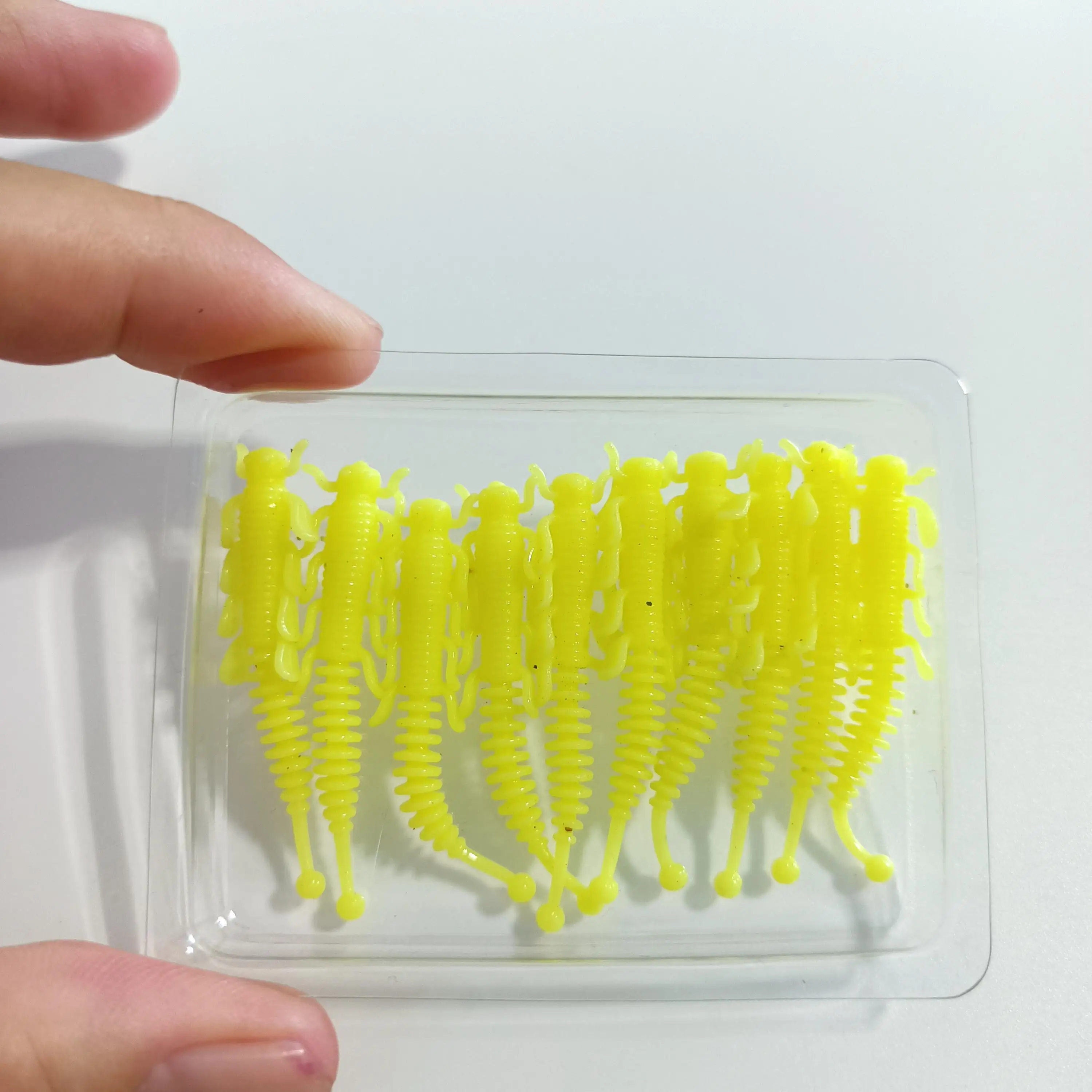 DUODUOYU 20PCS NEUE TPE Mini Weichen Wurm Angeln Locken 0,35g/40mm AJING Rockfish Künstliche Köder bass Silikon Angelgerät