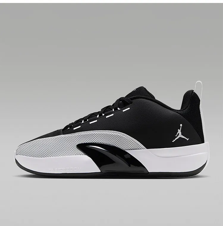 Nike Jordan Herren Basketballschuhe IQ6583-001 Rutschfeste, verschleißfeste, atmungsaktive Sportschuhe für den Basketballplatz – Detail 4