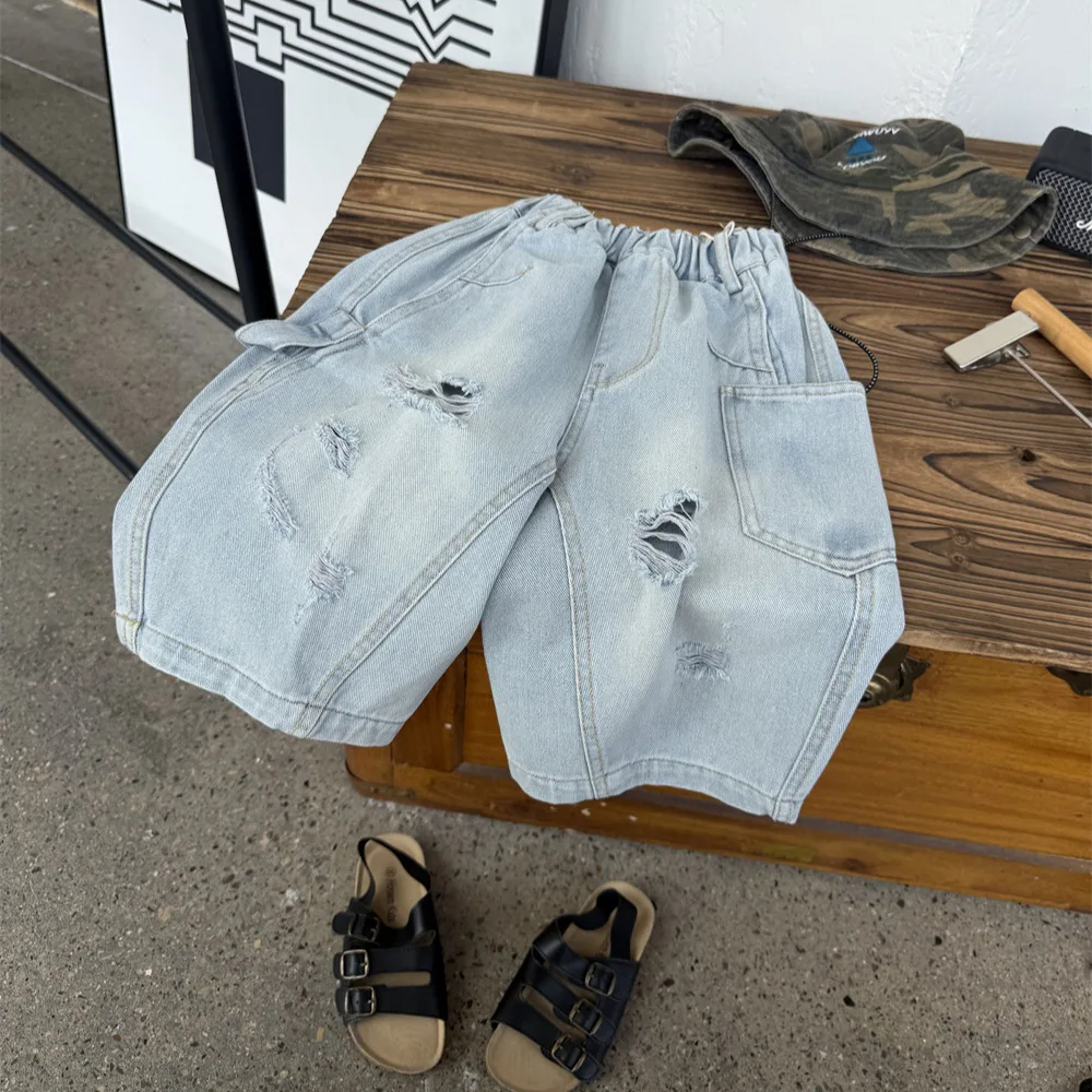 

Summer new boys girls simple versatile denim shorts 2026 Children clothing Boys handsome fashionable personality denim shorts