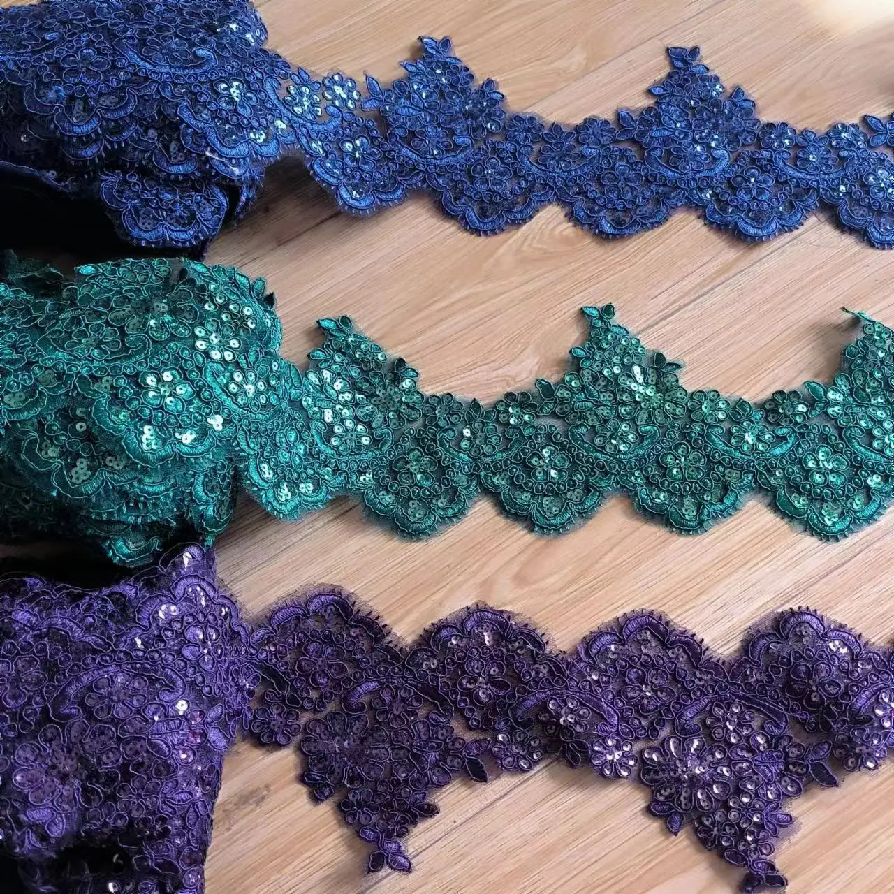 1Yard 13cm wide Sapphire Green Sequins Edge Polyester Embroidery Lace Trim for Bridal Wedding Gown Costume Design Lace Ribbon