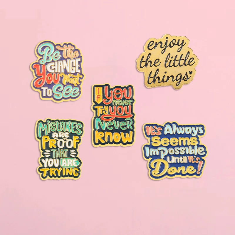 Set Of 5 Fashionable English Brooches With Colorful Artistic Word Letter Phrases Metal Badge Pins Accessories Wholesale