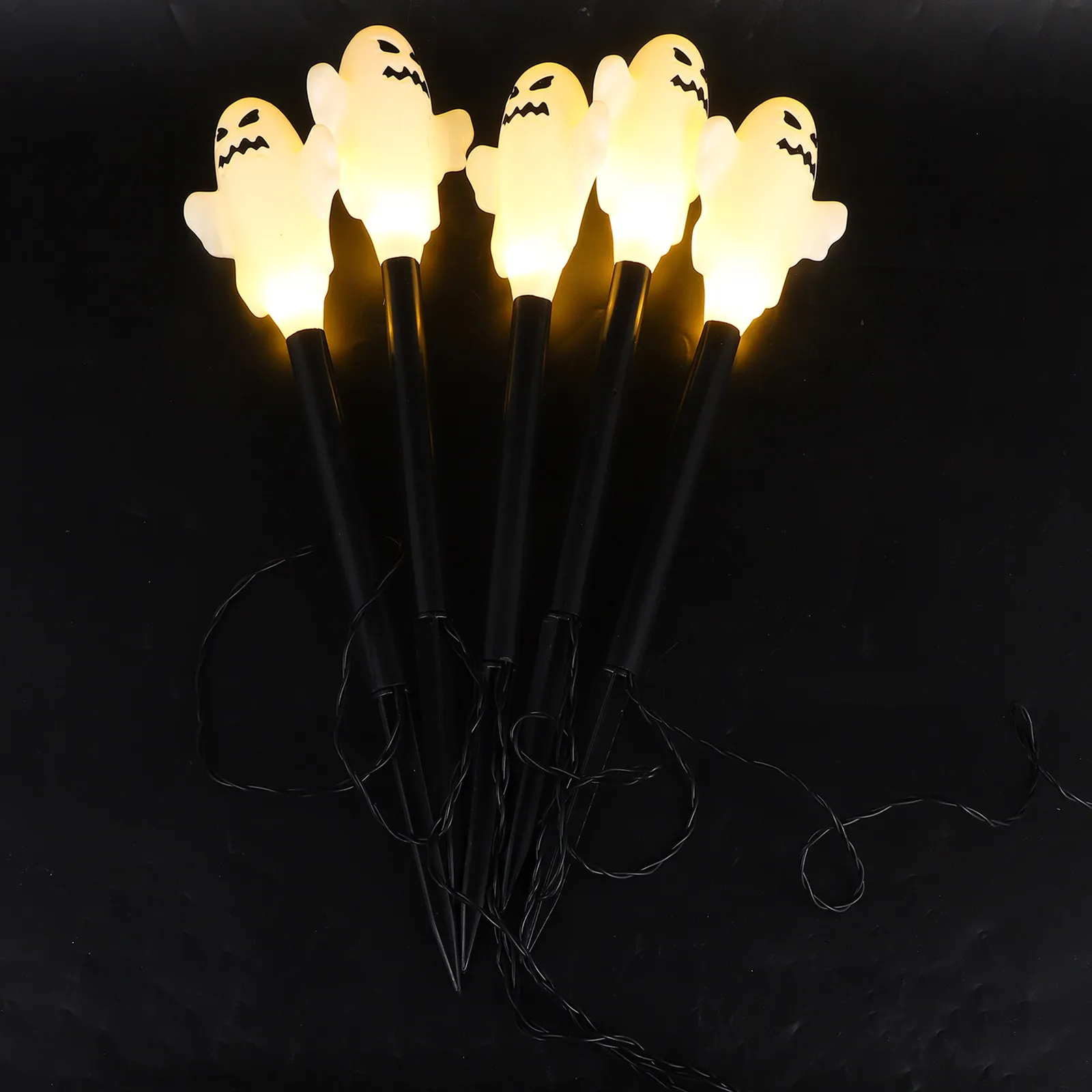 1Set LED Ghost Lamps for Outside Halloween Pathway Marker Lights Unique Spooky Ghost Design Easy Ground Stake Installation