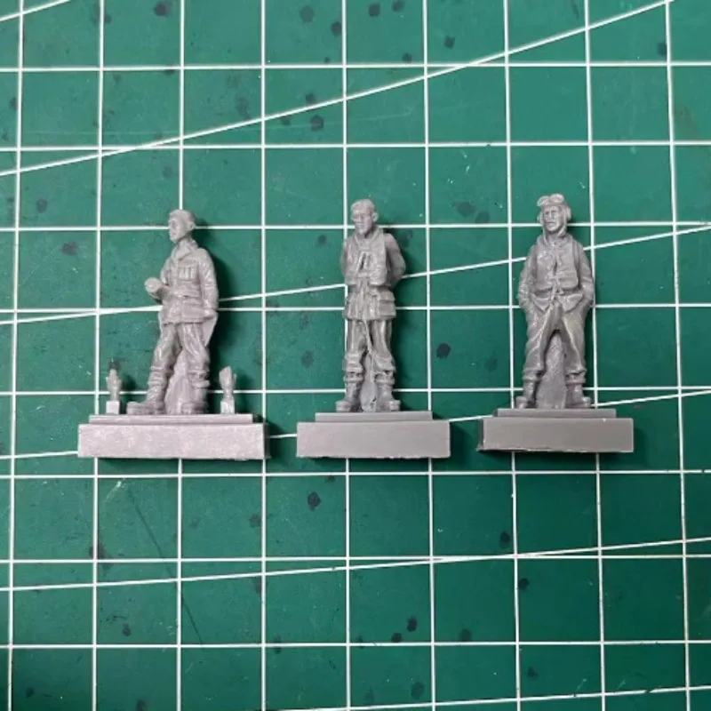 1/72 Scale Resin Figure Model Kit Miniature Hobby Mini Statue Submarine Soldier 3 People Unassembled and Unpainted 3D printing